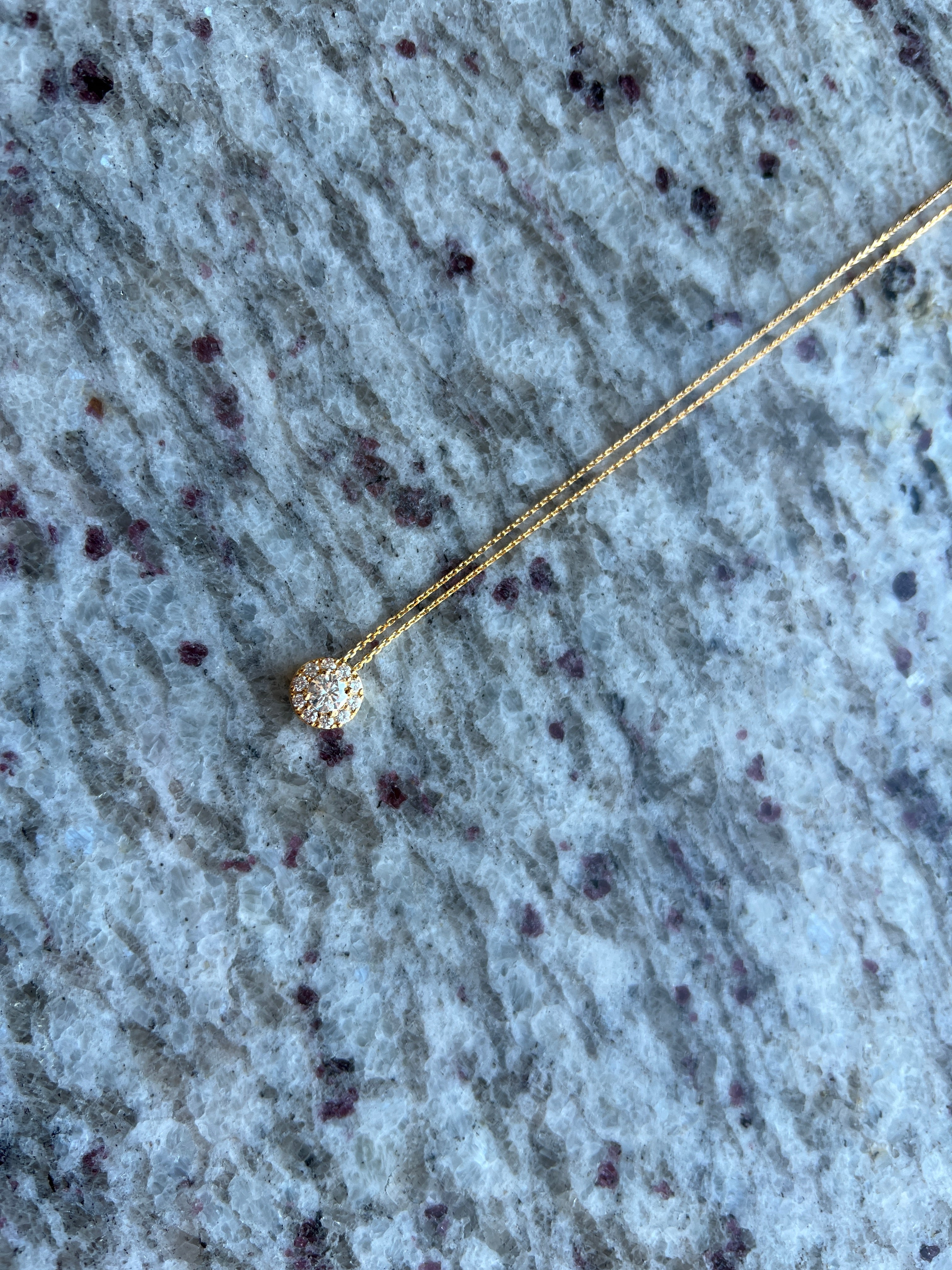 ポインターパヴェピアス〜中石0.3ct G SI GD UP|AYAKO SAKURAI(櫻井 彩子(サクライ アヤコ))公式通販サイト